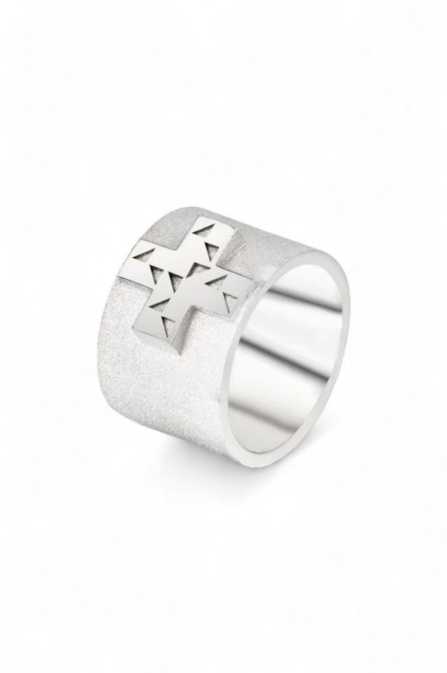 Relief Wide Ring